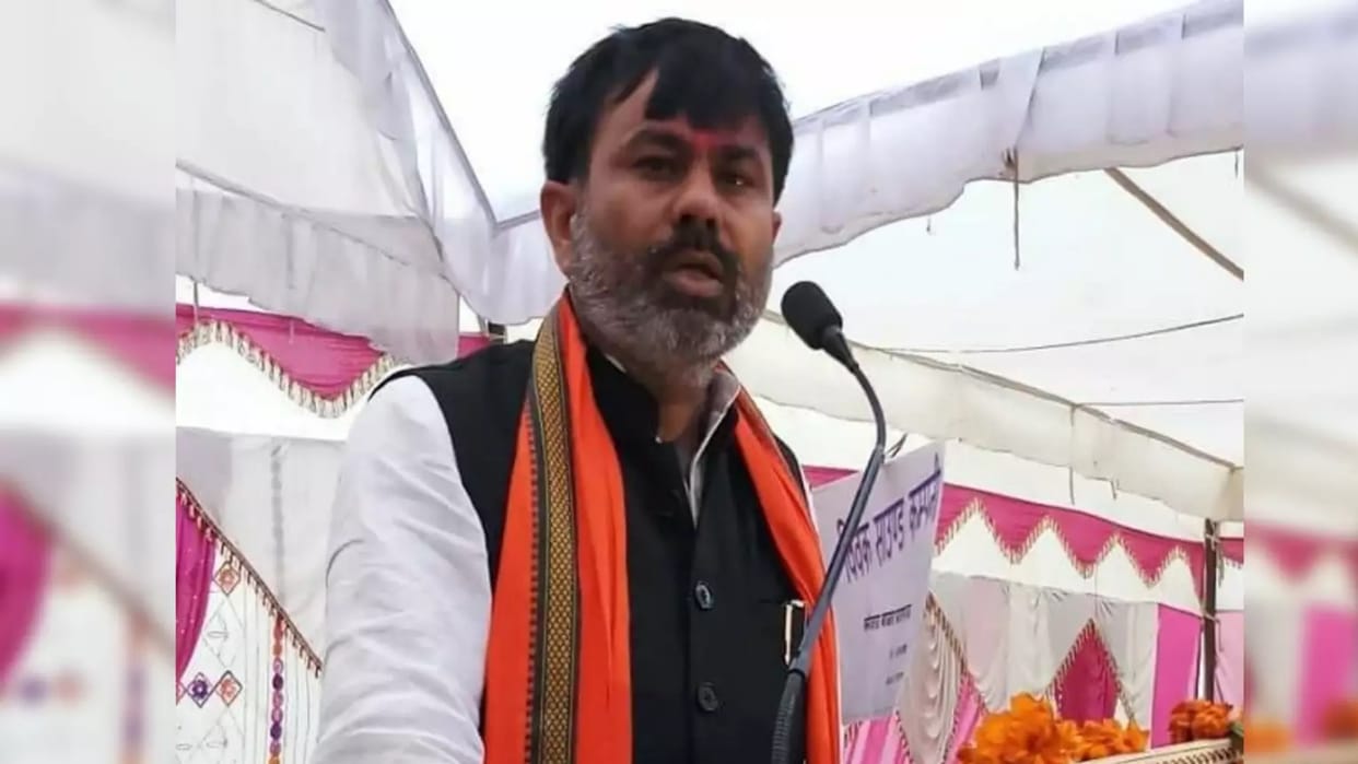 Threat to kill former BJP MLA and his brother, three named