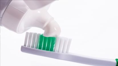 Skin Care tips do not apply these thing on your face without patch test