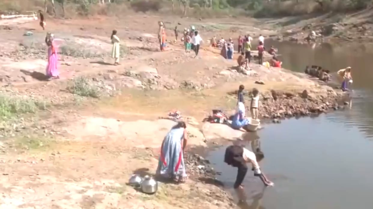 Maharashtra: Residents of Mariampur village in Amravati are facing acute water crisis