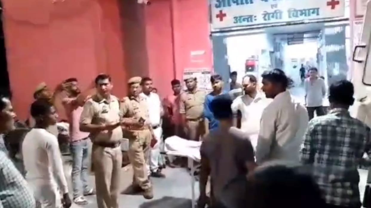 Two youths shot one dead other injured seven picked up by police in bhadohi