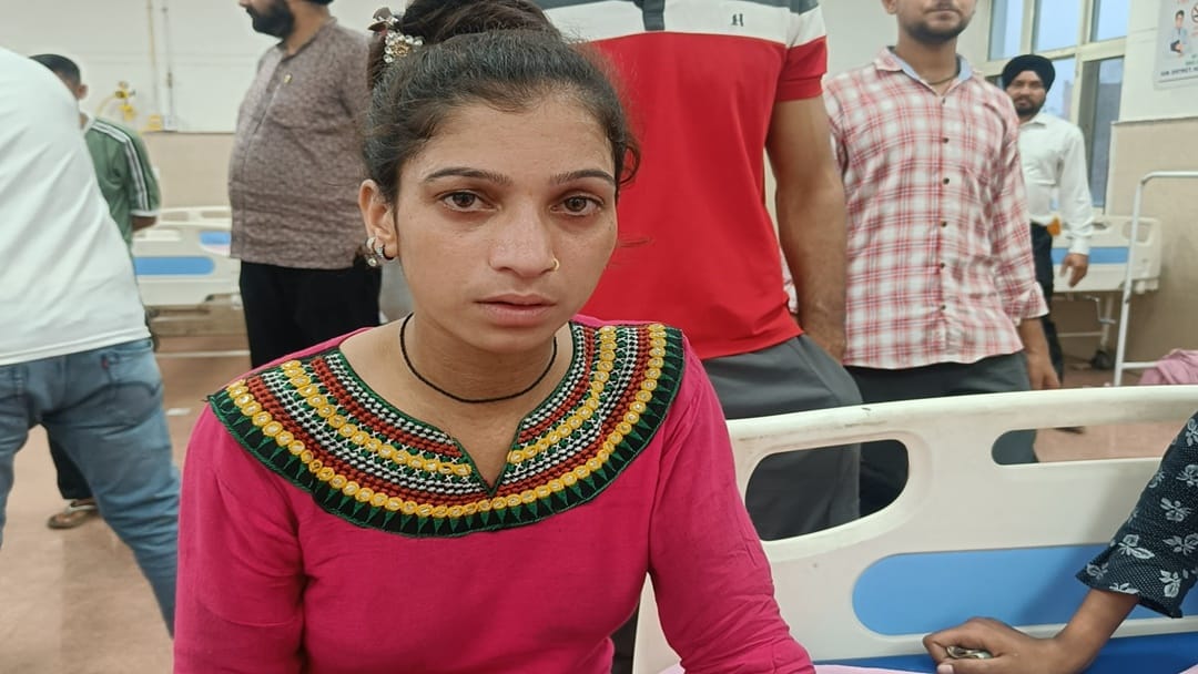 Jammu akhnoor Accident Daughter says I saved many people but could not save Papa