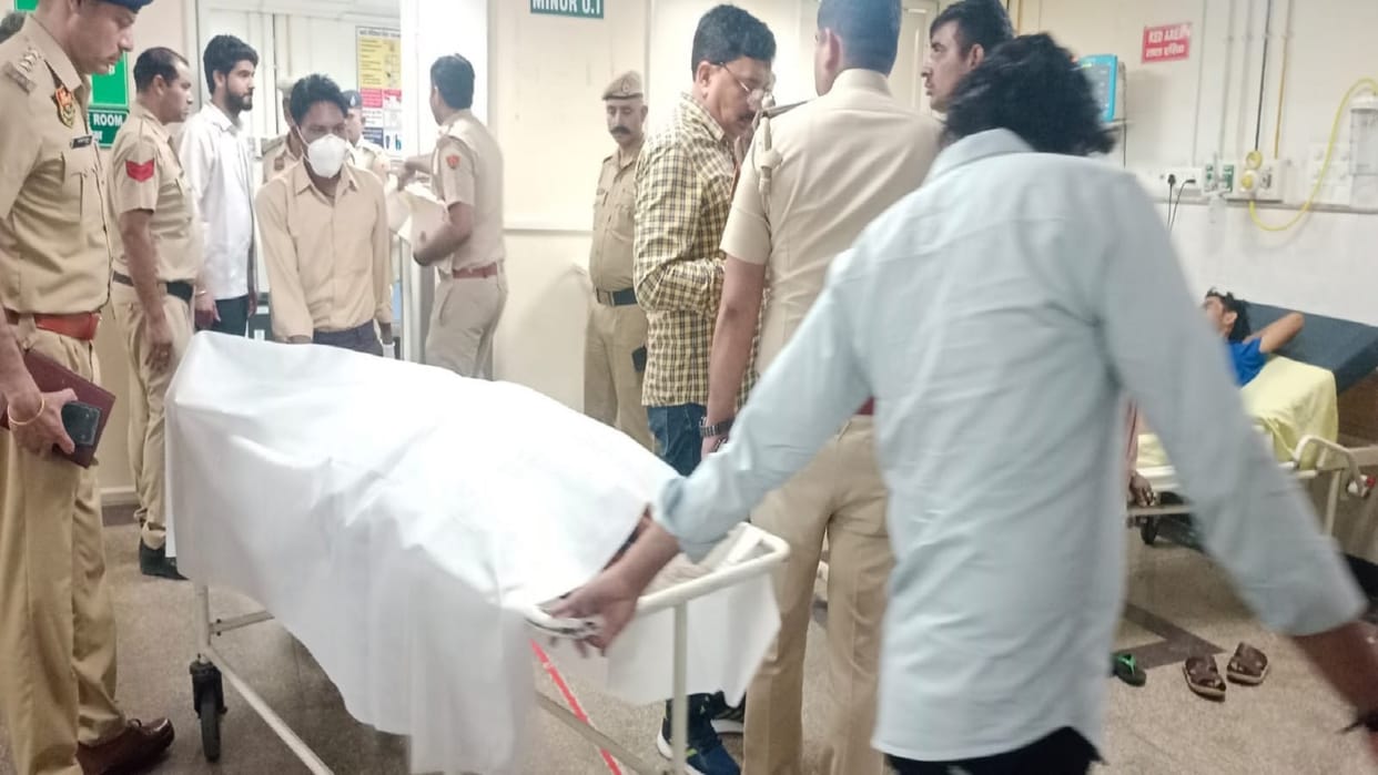 accused of robbery committed suicide by jumping from fourth floor of Panipat court during hearing