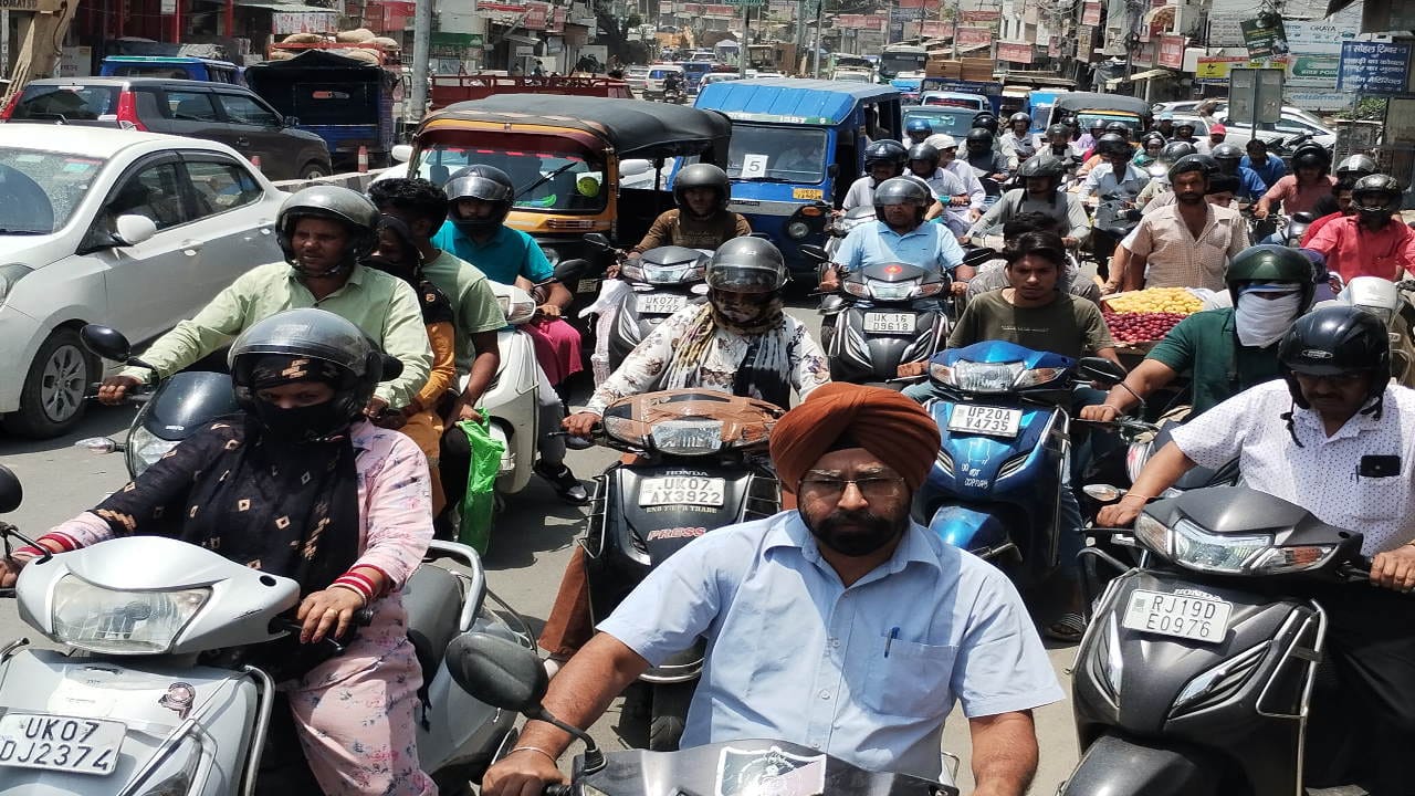 Uttarakhand weather temperature ten year old record was broken for the third time heat caused trouble