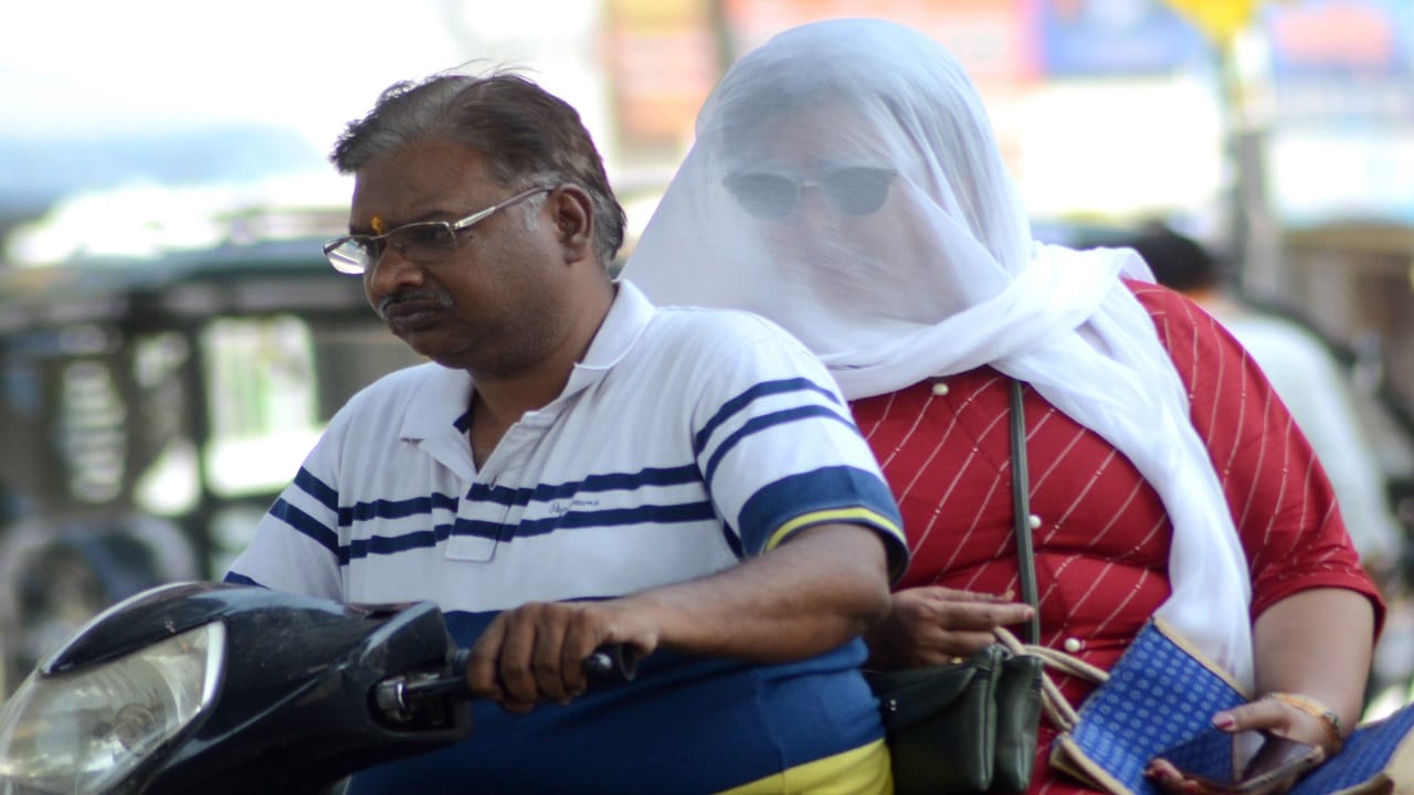 Bareilly Weather Forecast Today Temperature crossed 45 degree Celsius in Bareilly