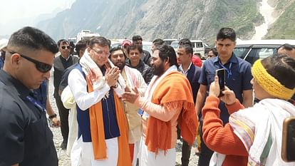 CM Dhami reached Badrinath to take stock of the travel arrangements Uttarakhand Chardham Yatra 2024