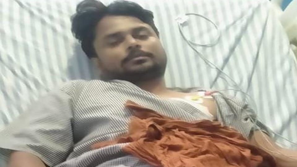 man shot for protesting against robbery in rudrapur