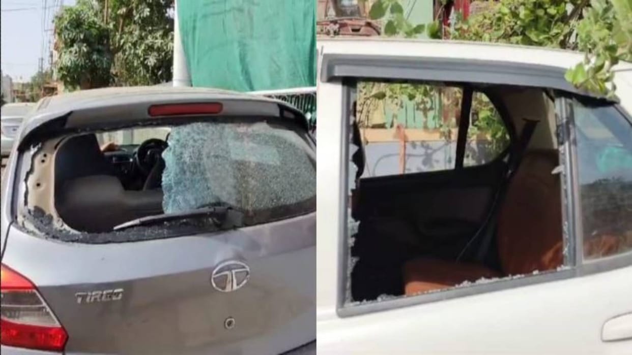 Khargone Miscreants created ruckus in residential colony broke glass of seven vehicles
