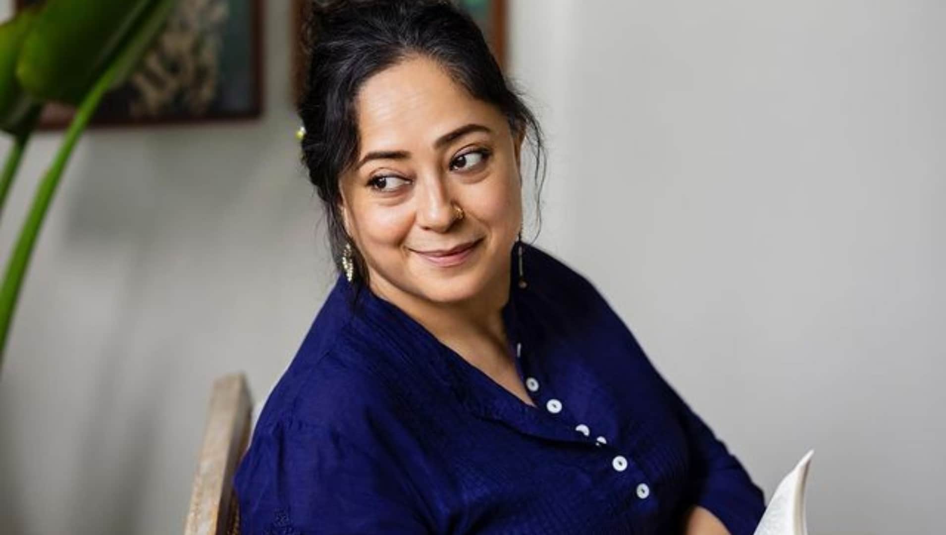 Actress who played Mother role to Older Actors Anushka Shetty Prabhas to Shefali Akshay Kumar