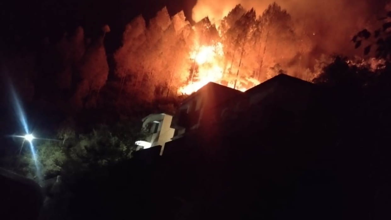 Uttarakhand Forest fire broke out in Pauri fire reached child protection home