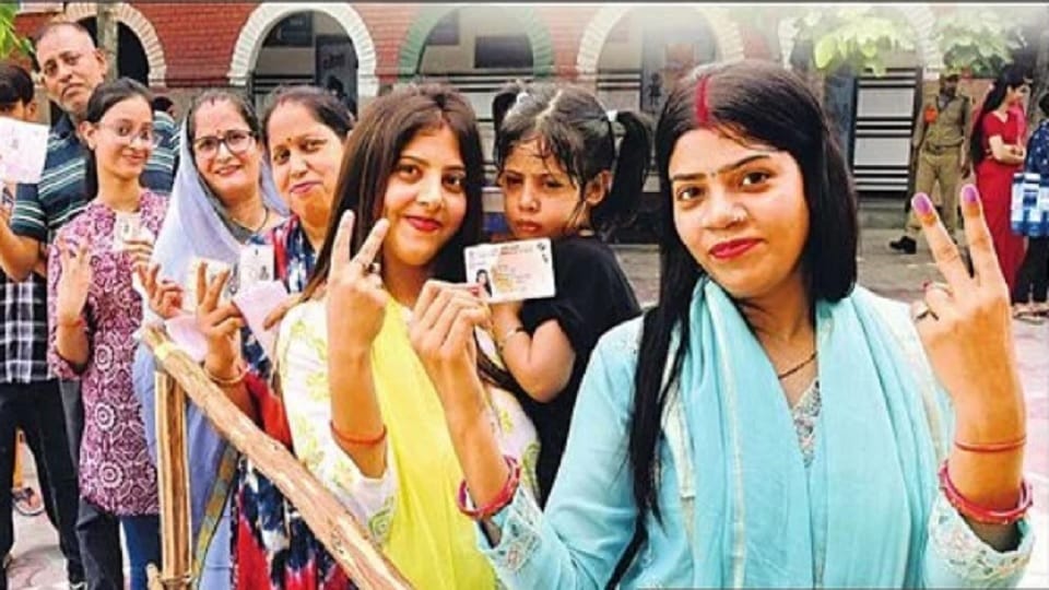 Delhi: Assessment of victory and defeat through the mathematics of voting percentage.