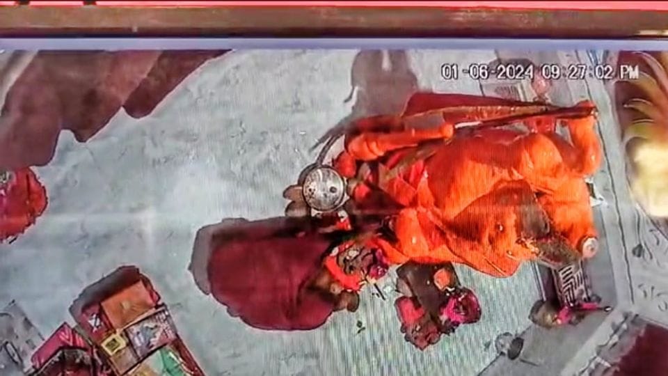 Theft in famous Lord Hanuman temple in Balod