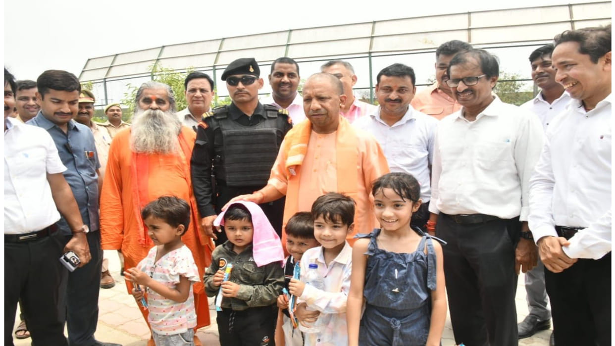 CM Yogi visited Gorakhpur Zoo on Sunday and gathered information about the lion and other wild animals