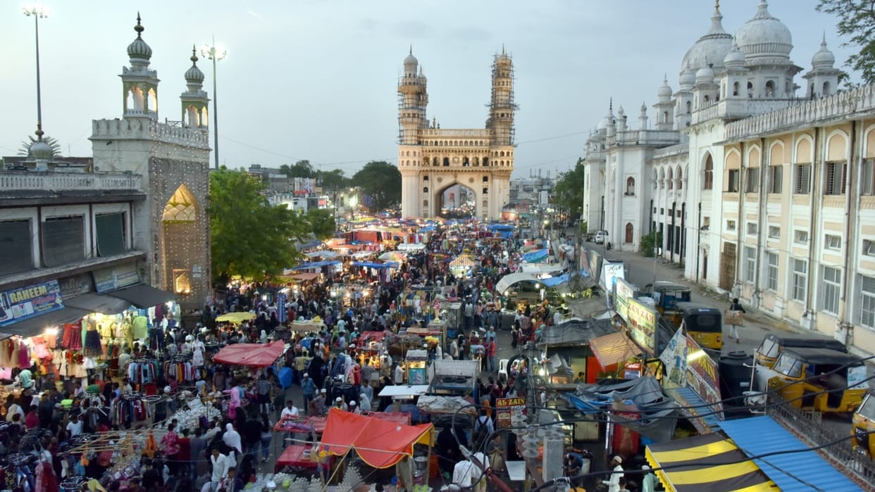 Hyderabad ceases to be common capital of Telangana, Andhra Pradesh