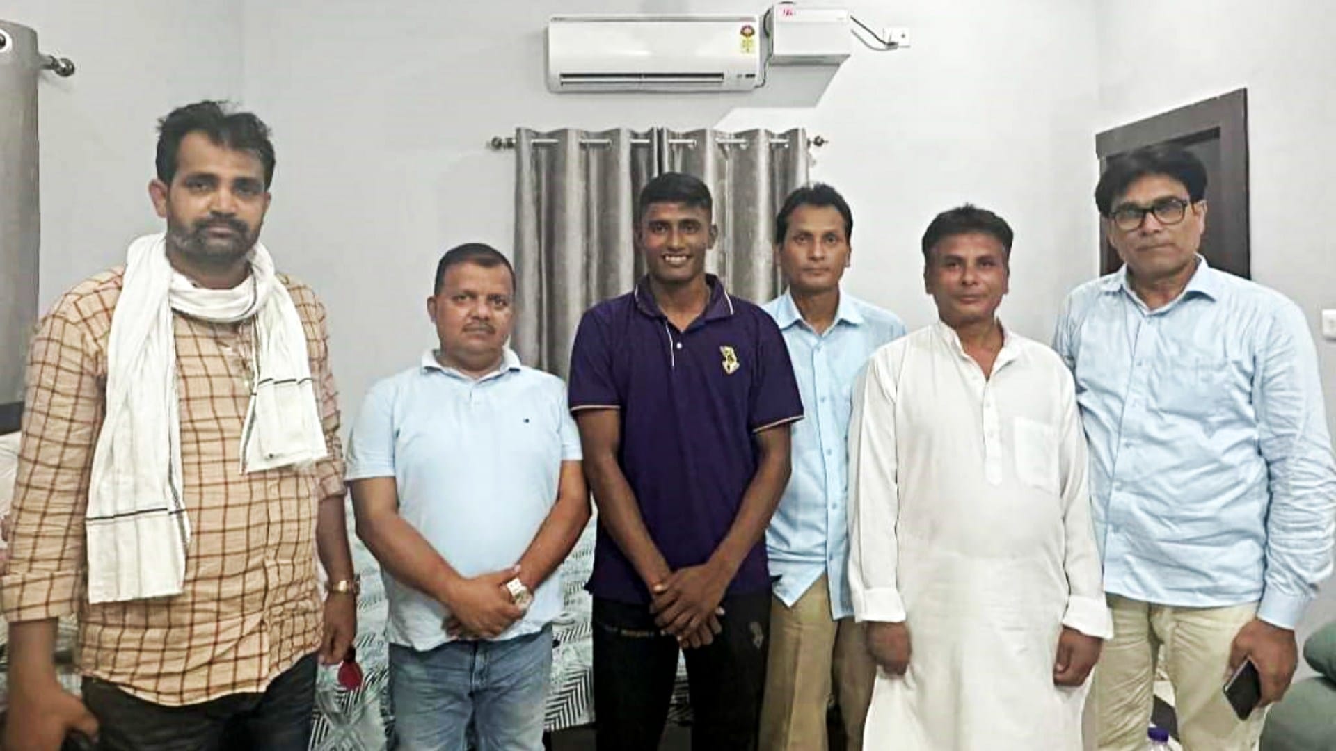IPL 2024: Shakib Hussain reached home in Gopalganj after winning IPL final, villagers gave him a grand welcome