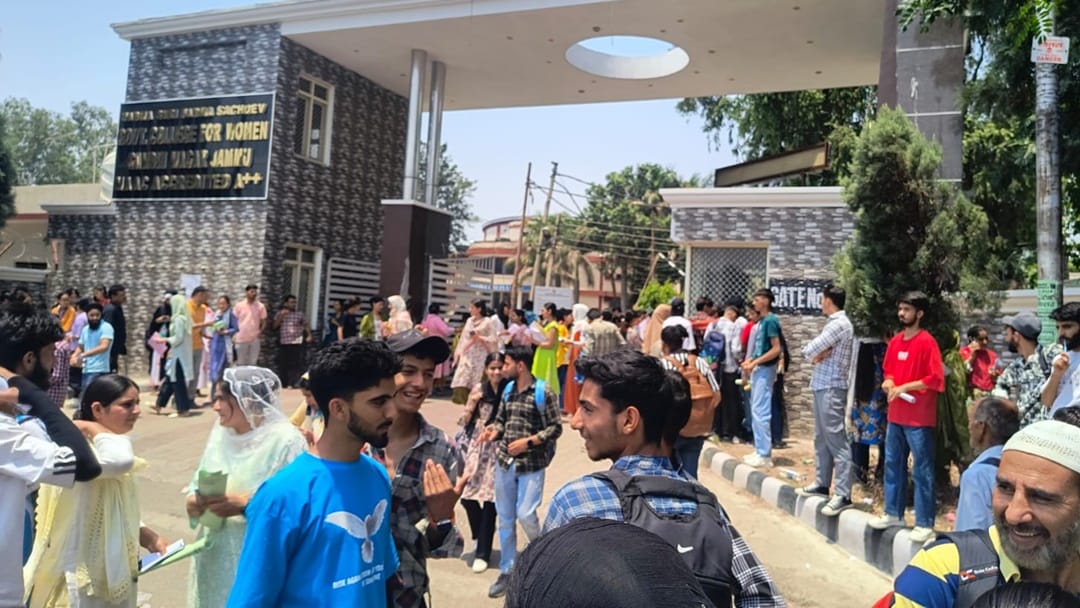 Jammu : Thousands of candidates appeared for exam for admission in GNM and ANM courses