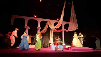 Panchayat series fame actor Durgesh Kumar plays Othello Hindi adaptation Prachi Patwari Himanshu Raj Talreja