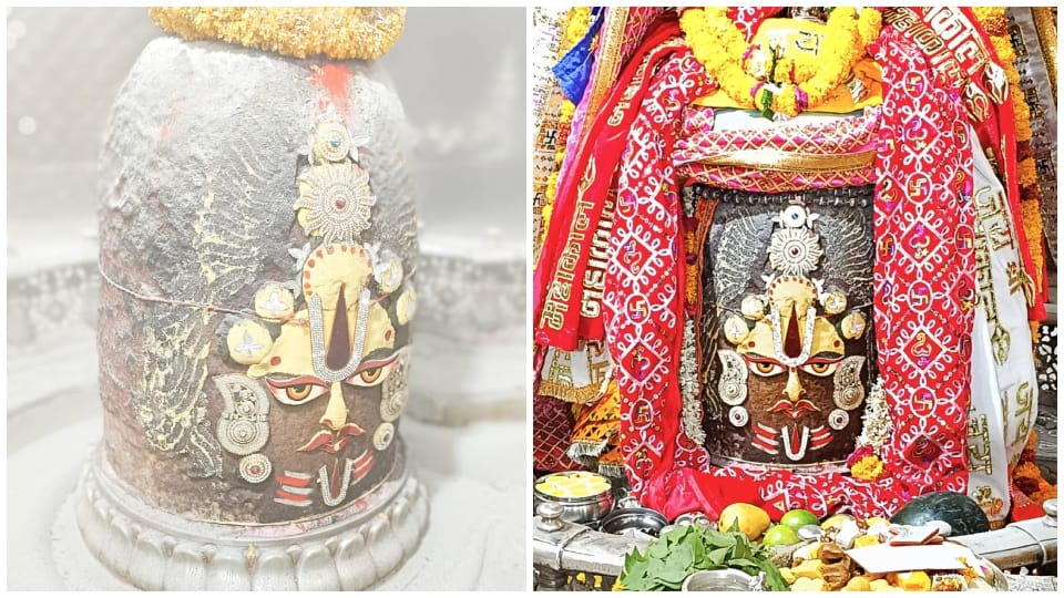 Ujjain News: Baba Mahakal adorned with Vaishnav Tilak on Ekadashi gave divine darshan to thousands of devotees