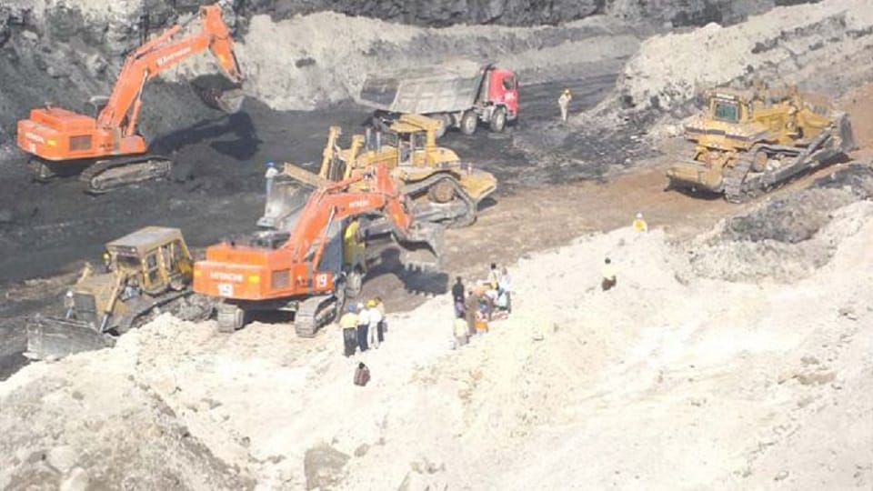 Answer sought from CPCB, UKPCB, DM on illegal chalk mining in bageshwar