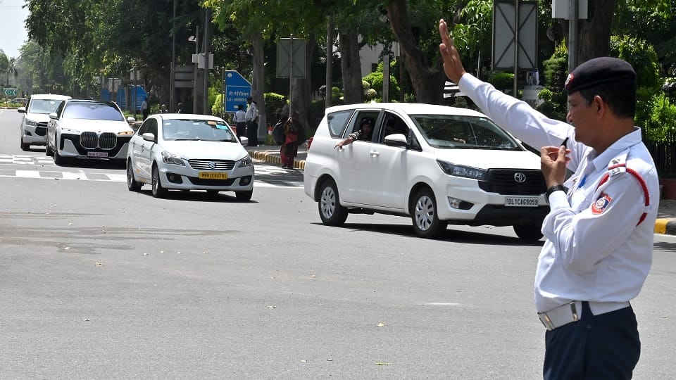 Traffic Advisory Issued in View of Noida Airport Inauguration