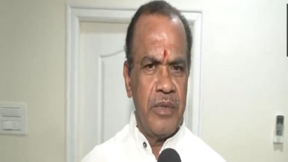 Telangana Row: Minister Demands Unconditional Apology from Pawan Kalyan Over Controversial Remarks