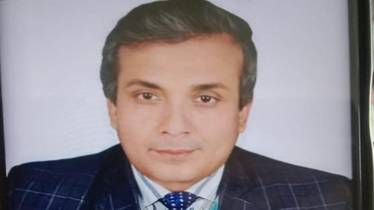 Muzaffarpur News: Teacher's body found soaked in blood on roadside, suspected to be a murder for robbery