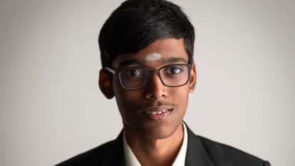 Top Seed Arjun Erigaisi Scored a convincing victory over comtatiot R Pragananandhaa match results