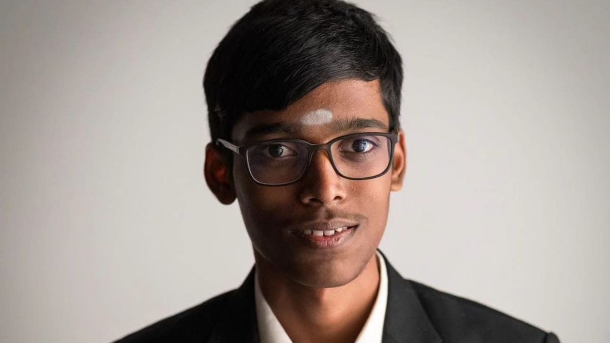 Top Seed Arjun Erigaisi Scored a convincing victory over comtatiot R Pragananandhaa match results