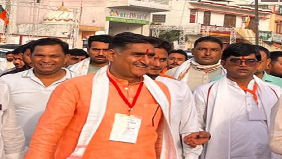 Complaint filed against Aligarh BJP MP Satish Gautam