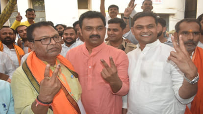 BJP won all the seats of Gorakhpur division, lost Basti and Sant Kabir Nagar