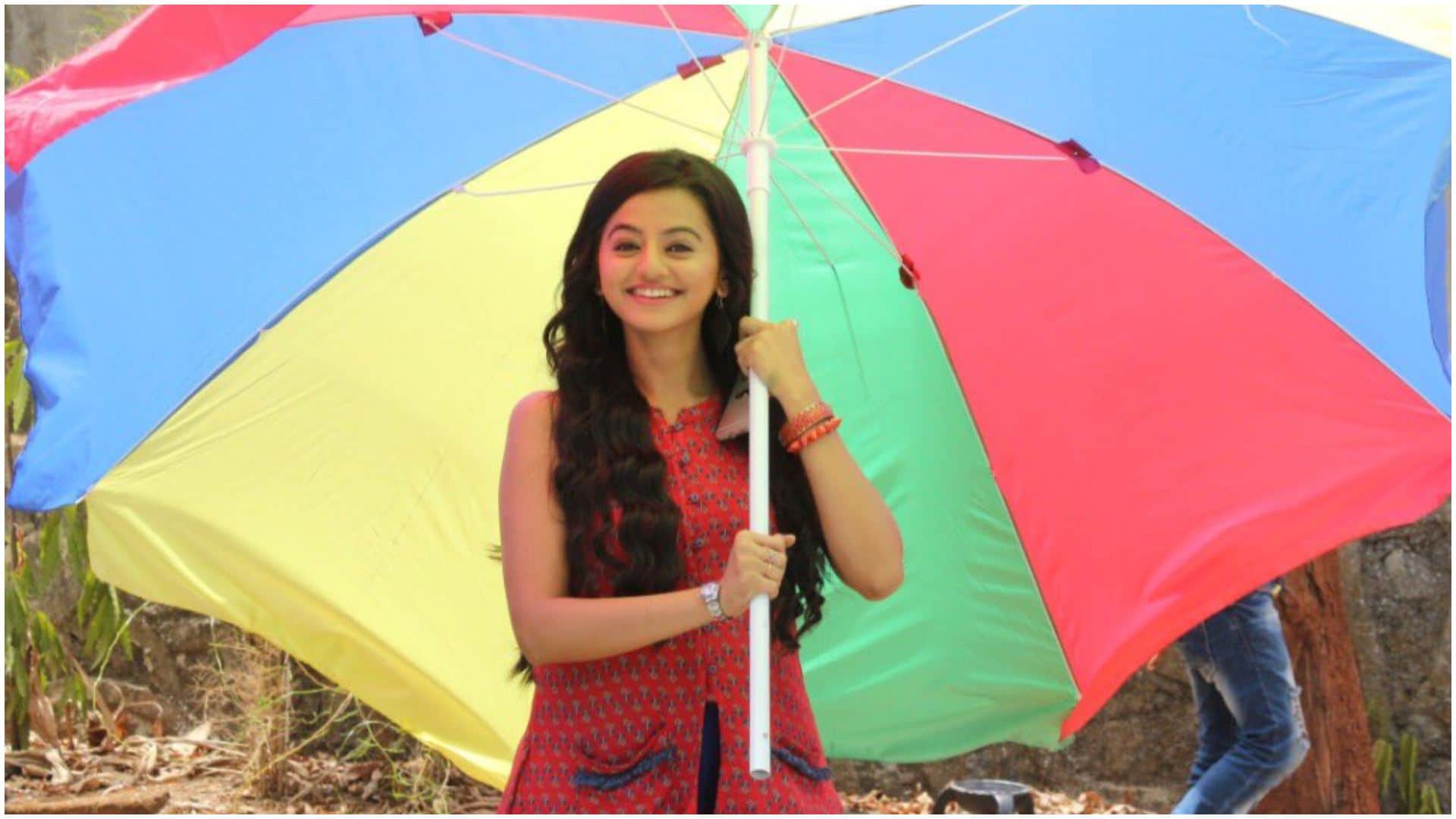 Famous tv actor Helly Shah to make her debut on OTT with Gullak season 4 Gulaal Sufiyana Pyaar Mera Swarngini