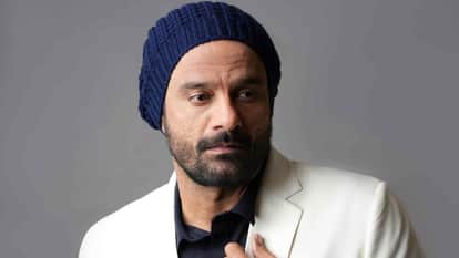 Jaideep Ahlawat wants to do romantic and comedy films share working experience with saif ali khan in IIFA 2025