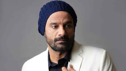 Jaideep Ahlawat wants to do romantic and comedy films share working experience with saif ali khan in IIFA 2025