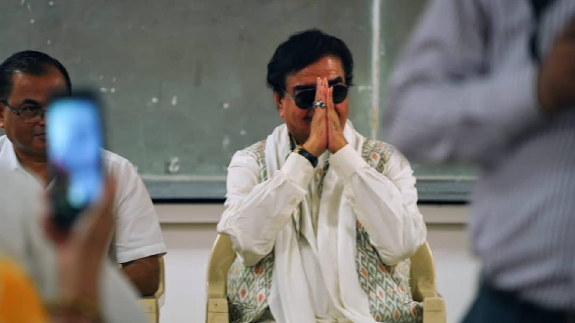 shatrughan sinha as an actor and as a politician know more about him full details inside lok sabha election