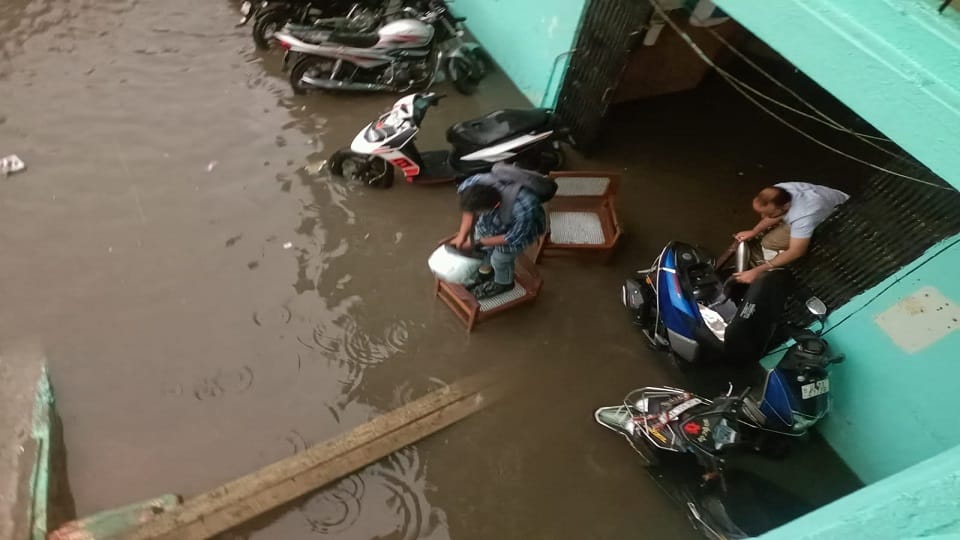 Water entered banks and shops due to rains in pithoragarh