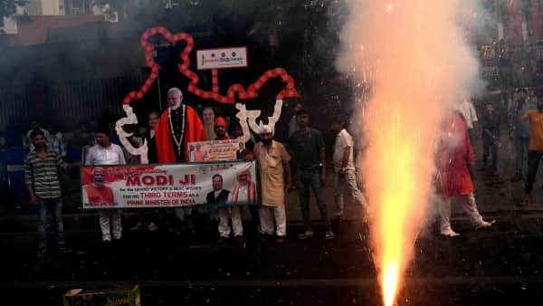 Election Results 2024 Narendra Modi BJP Headquarters Celebrations JP Nadda Amit Shah and others see photos