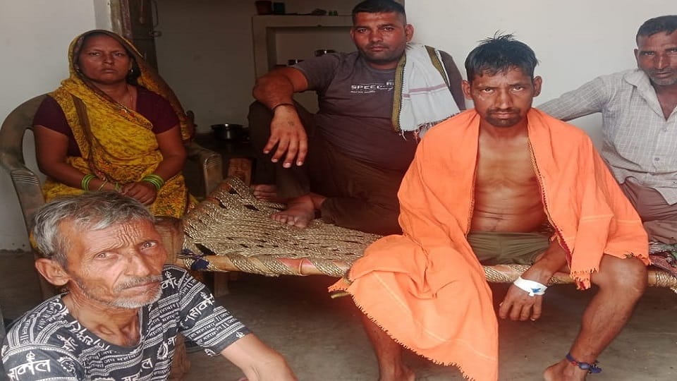 Rakesh saved his life by breaking the glass of the bus