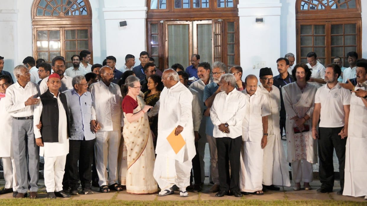 Mandate is against PM Modi and his style of politics Kharge at INDIA bloc meeting
