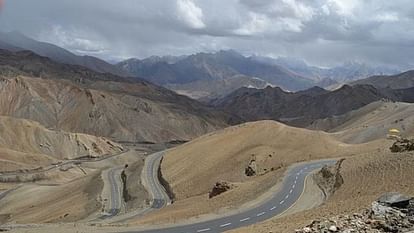 HRTC Keylong depot is preparing to start bus service to Leh tourism will get a boost