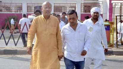 Ziaur Rahman Barq took over grandfather legacy Sambhal, moved from Lucknow to Delhi in two years