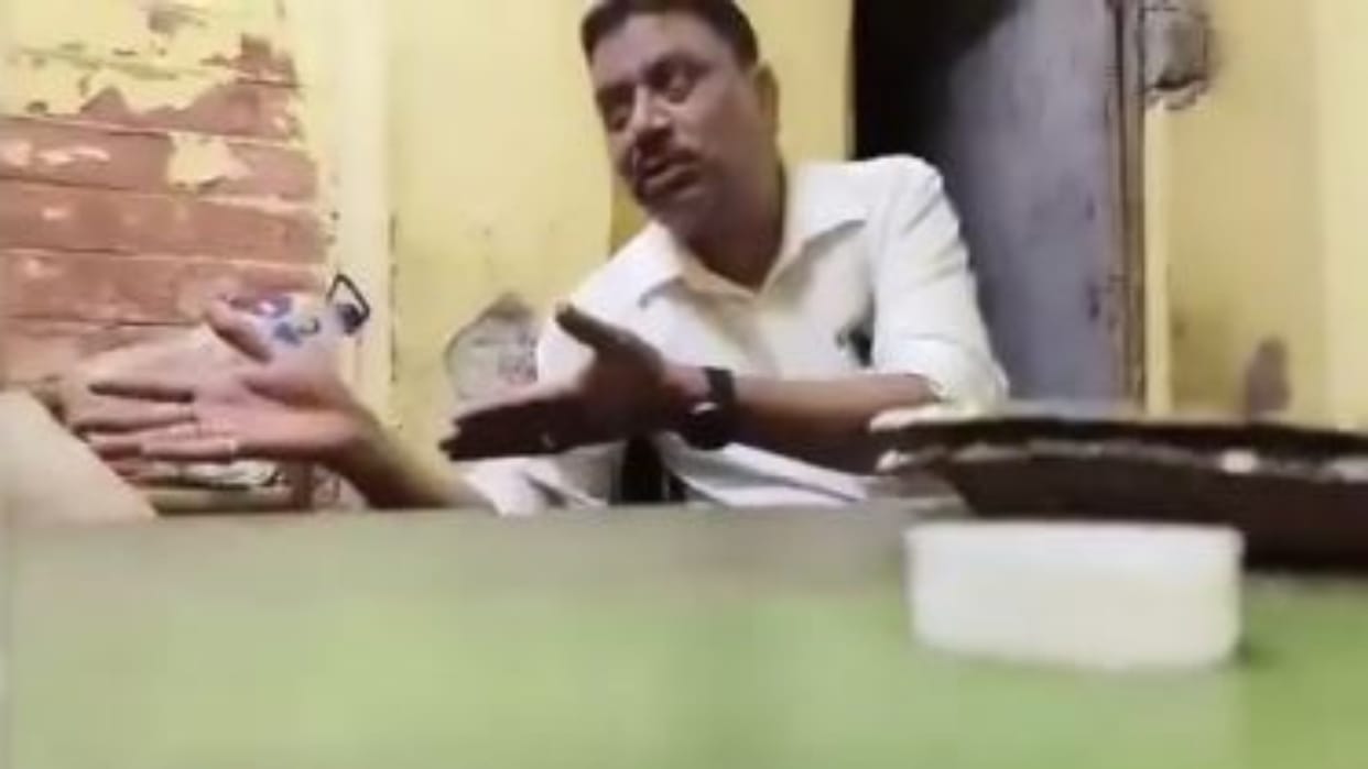 Video of ward boy using abusive language against CM Yogi goes viral in Bareilly