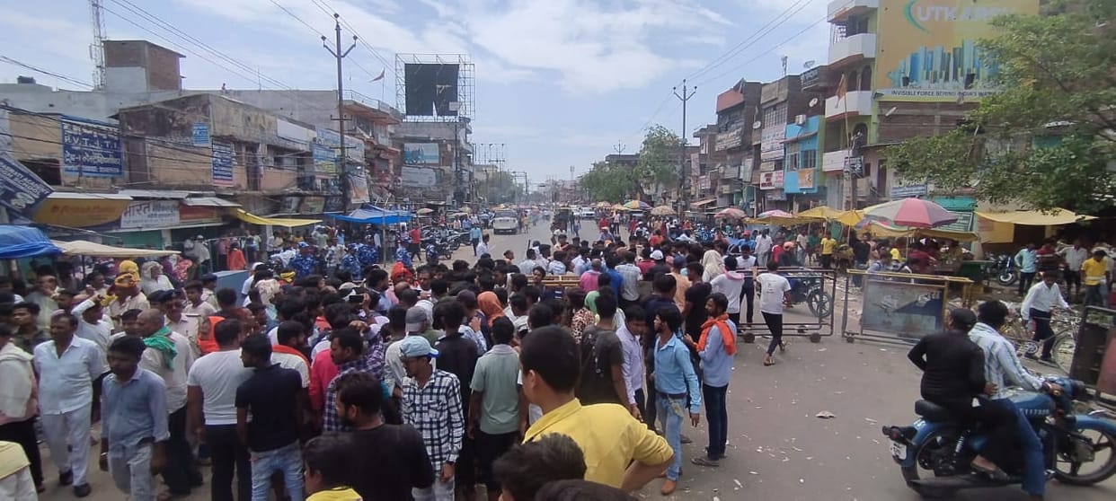 Bihar News: Firing in Patna, former chief's son shot; Ruckus on the road in protest