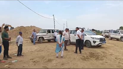 MP News: Big action on illegal sand mining in Betul, fine of Rs 137 crore and Pokeland-JCB fine of Rs 1.25 cr