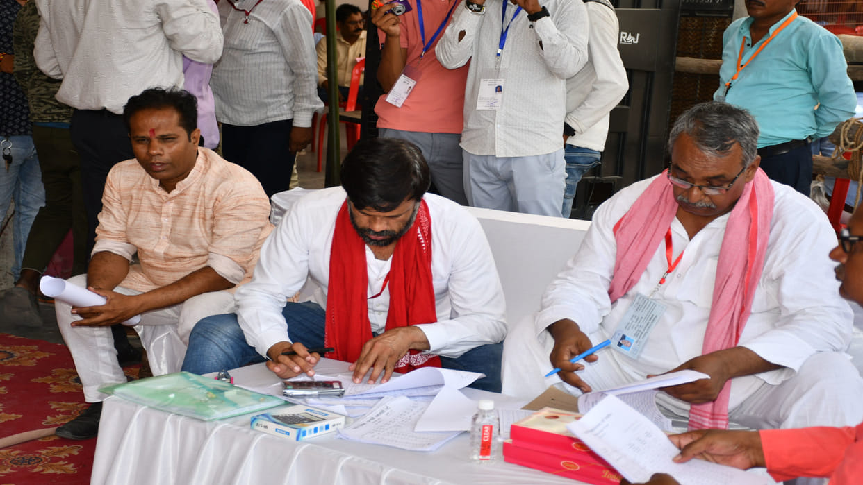Both BJP candidates lost in the postal ballot in Gorakhpur