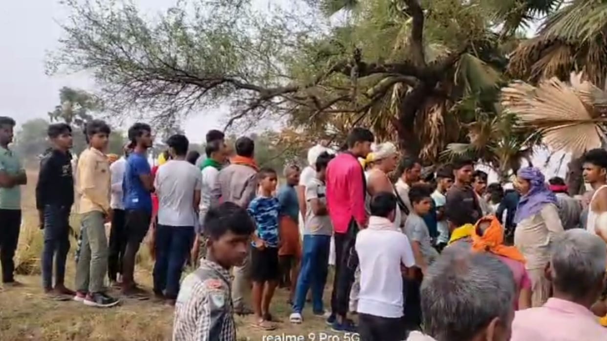 Bihar News: mutilated body of a youth found on the banks of the Kunkunhiya river in Kaimur
