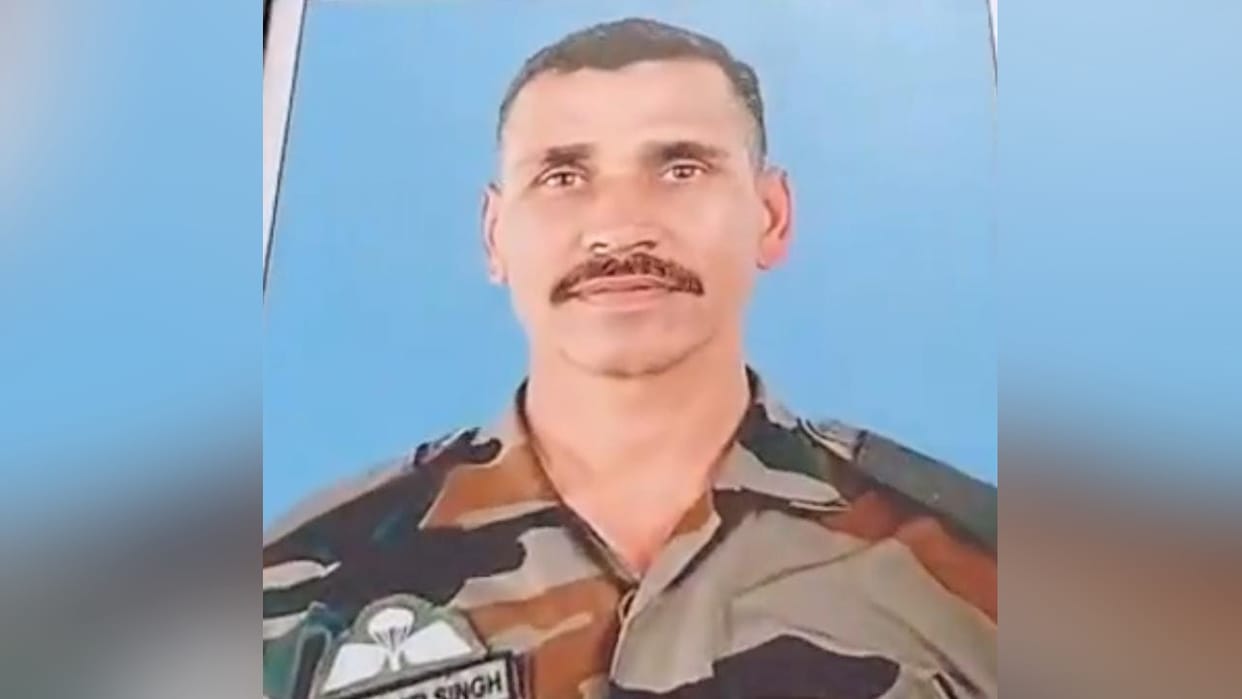 Soldier Kulwinder Singh, who was burnt while extinguishing fire in the army camp, attained martyrdom