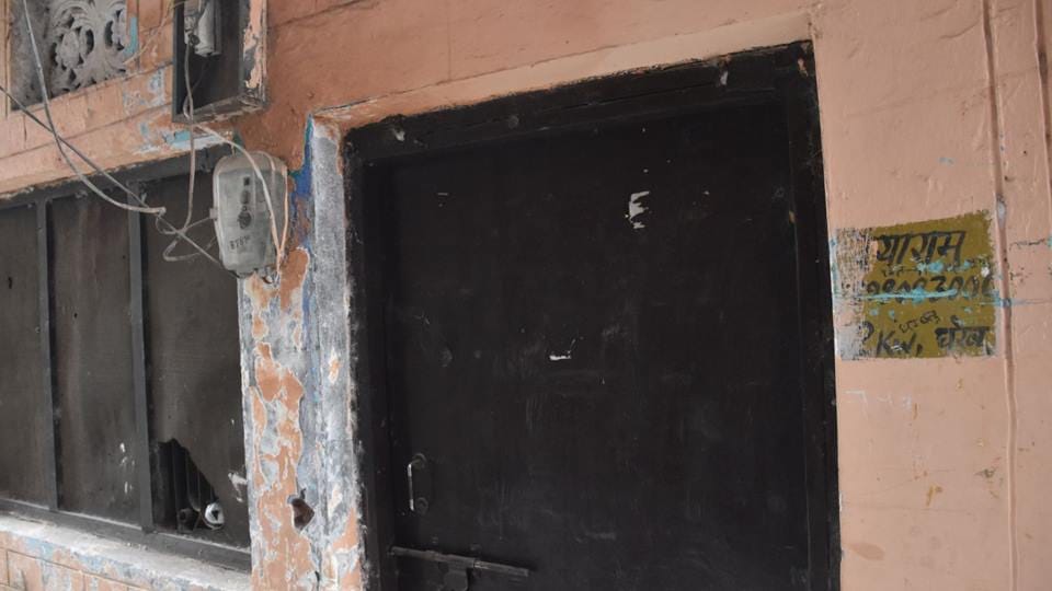 Moradabad: Dispute over drinking alcohol, wife strangled to death...husband arrested