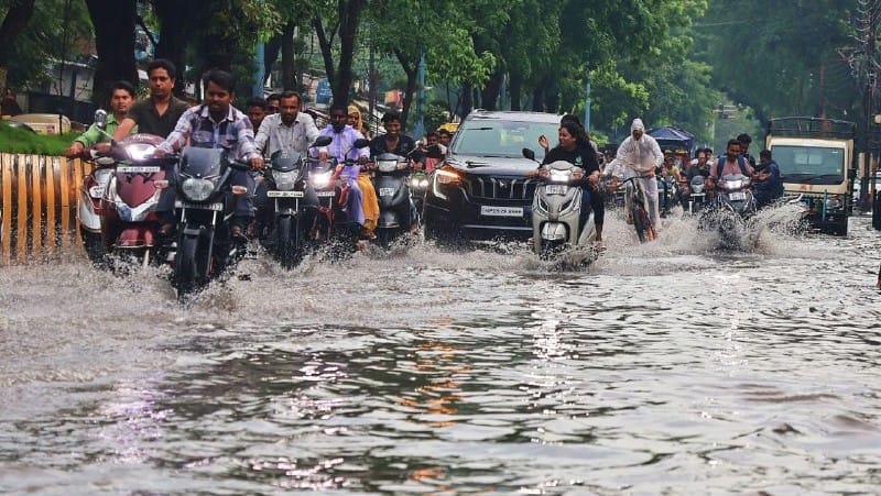 indore news rain water road blockage drainage system