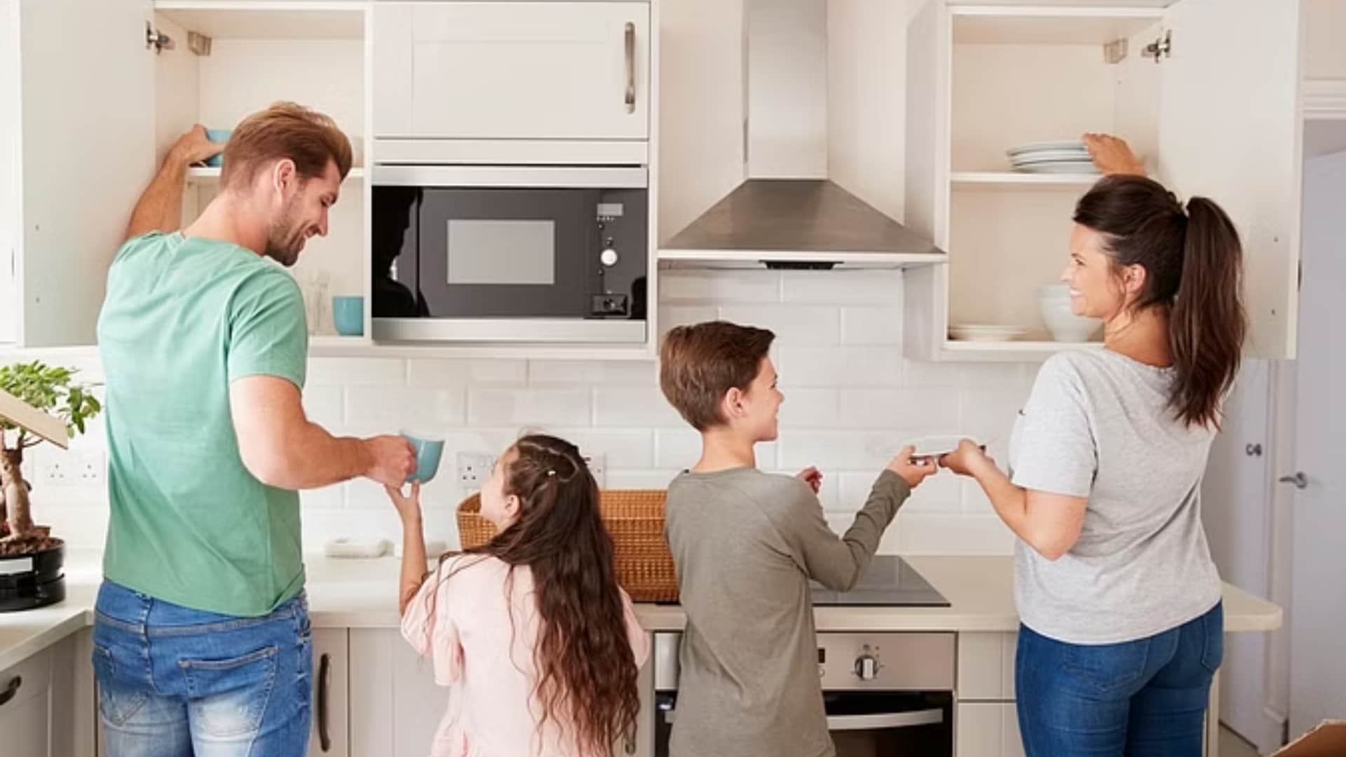 Parenting Tips If you are getting stressed while taking care of the child Know these Tips to Handle stress