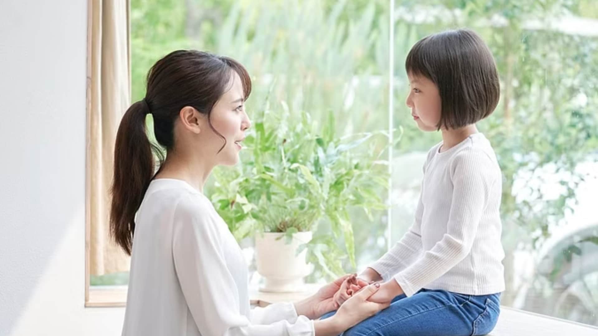 Parenting Tips If you are getting stressed while taking care of the child Know these Tips to Handle stress