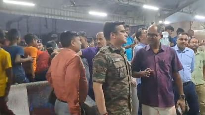 Patna Deoghar EMU Passenger Train Fire News Bogie Started Burning, Passengers Saved Their Lives by Jumping